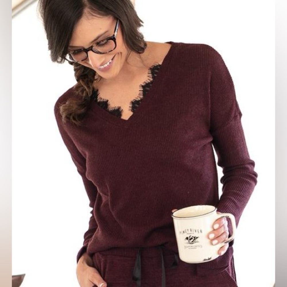 Grace & Lace snowday lounge sweater
